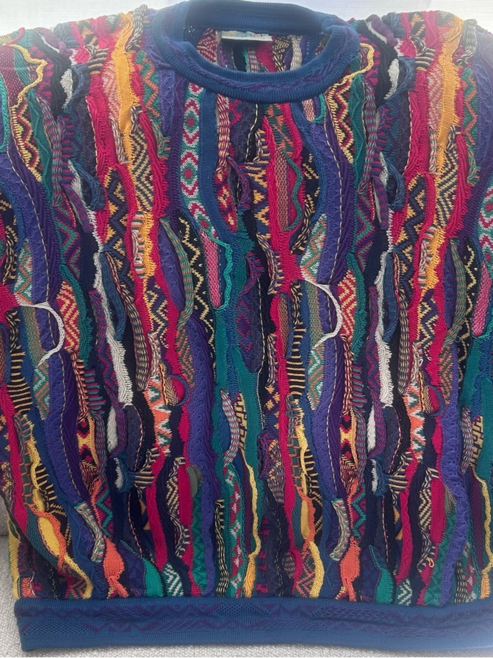 COOGI Multicolor Patterned Knit Crewneck